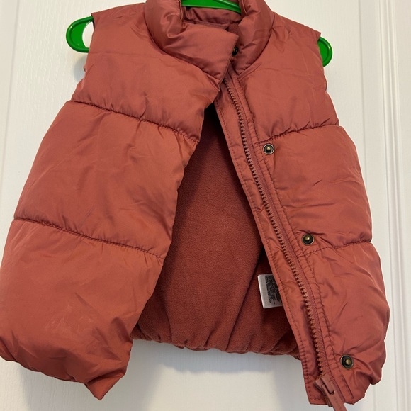 Old Navy Toddler Puffer Vest with Fleece Lining - Picture 3 of 5